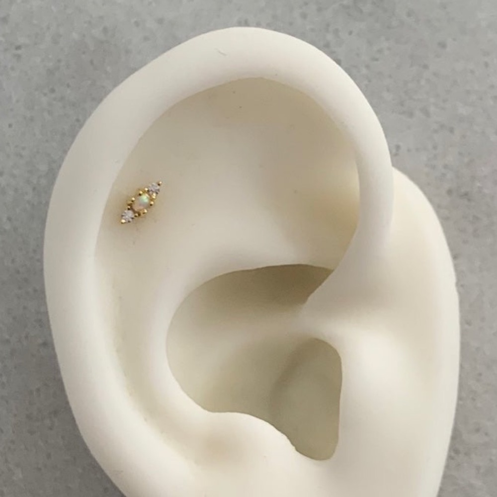 COPY - Gold Crystal Opal Cartilage Earring - Picture 4 of 4